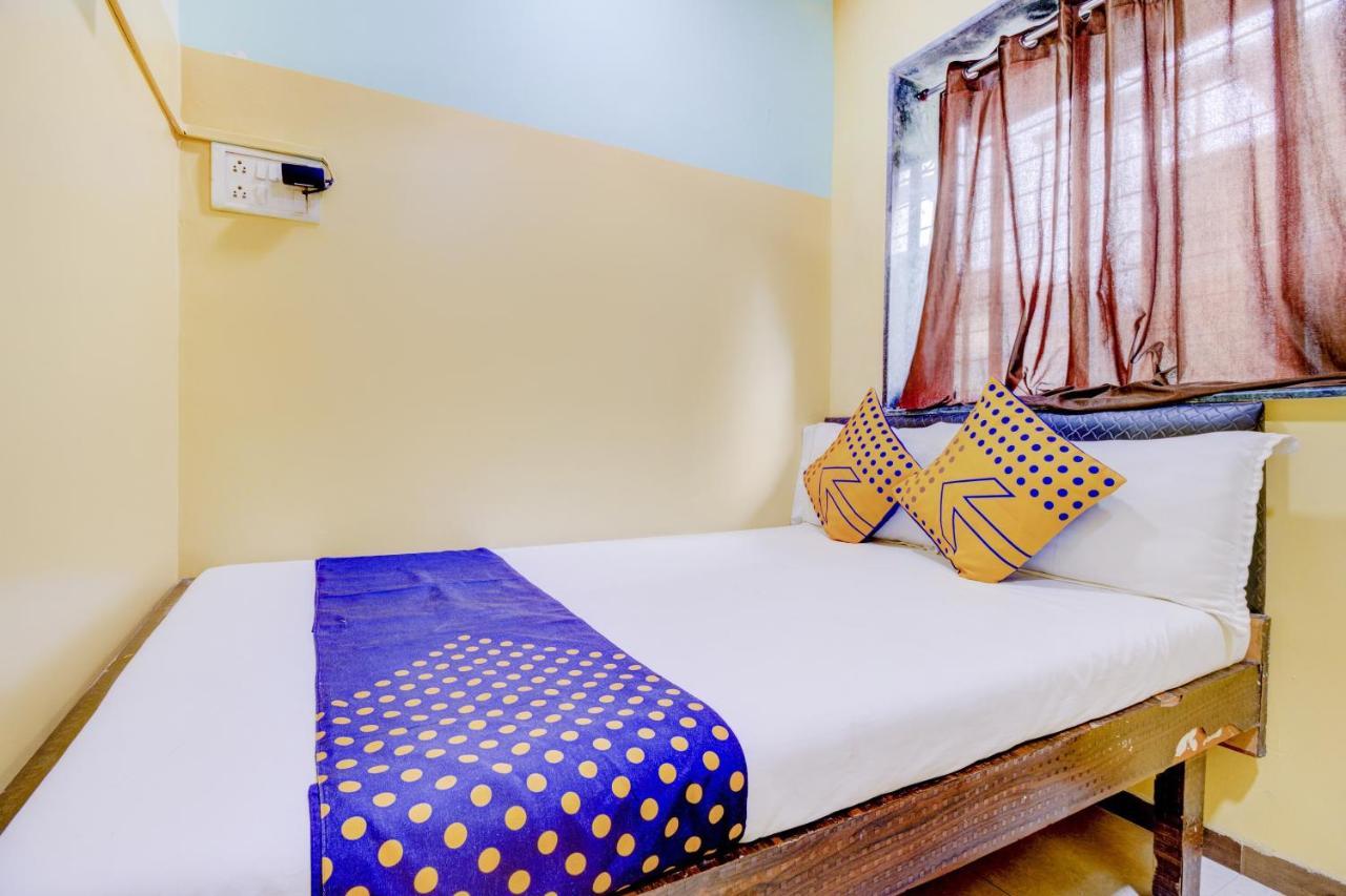 Oyo 70661 Hotel Al Makkah Managed By Hotel Paris Mumbai Dış mekan fotoğraf