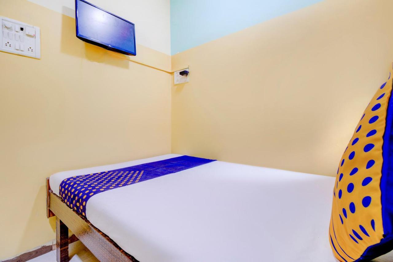 Oyo 70661 Hotel Al Makkah Managed By Hotel Paris Mumbai Dış mekan fotoğraf