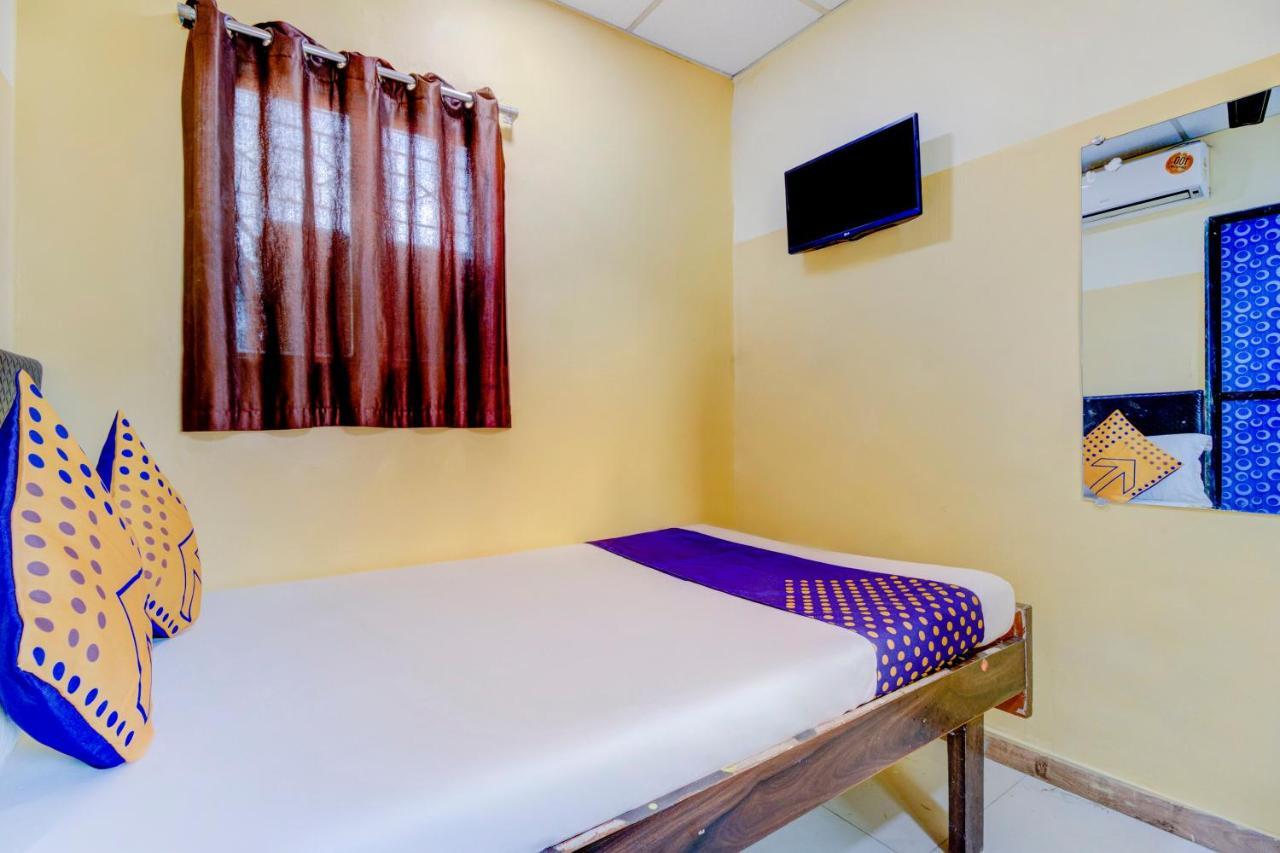 Oyo 70661 Hotel Al Makkah Managed By Hotel Paris Mumbai Dış mekan fotoğraf